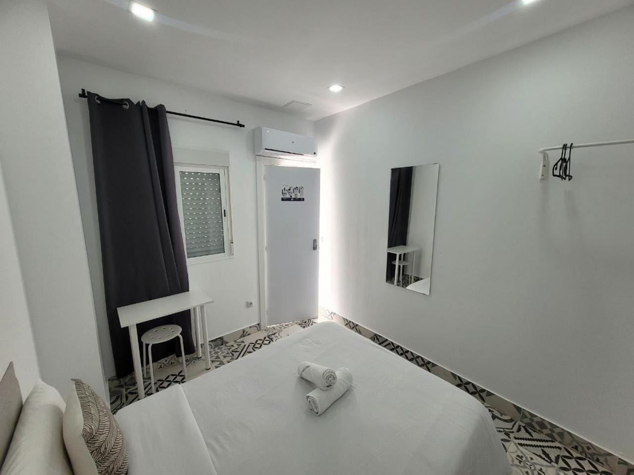 Ayz Silvela - Auto Check-In Property 말라가 외부 사진